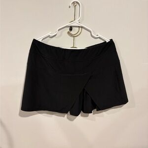 L-XL Athleta skirt